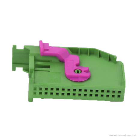 TE 1719057-1 Plastic Shell And Sheath For Automotive Wiring Harness Connector Plug