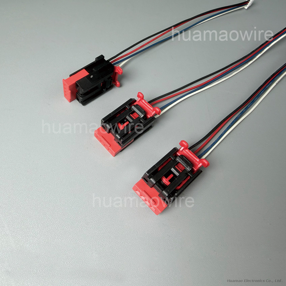 TE 1456983-2 To Molex 510210400 4 Position Automotive Housing for Female Terminals Wire-to-Wire 2.54 Mm Centerline Black Wire Cable Assembly