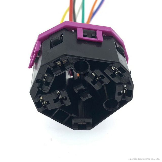 4A0971975 Golf Passat A4A6 Bora Ignition Switch Wiring Terminal Connector DJ7084Y-6.3-21