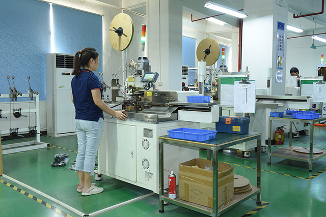 custom wire harness factory 10