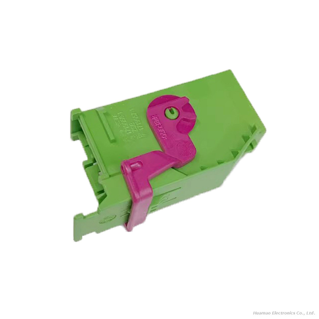 TE 1719057-1 Plastic Shell And Sheath For Automotive Wiring Harness Connector Plug